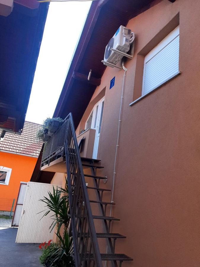 Studio Apartmani "Stimac" Garesnica Екстер'єр фото