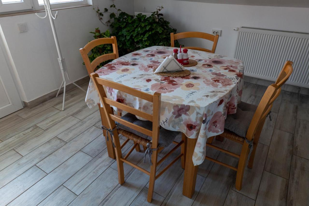 Studio Apartmani "Stimac" Garesnica Екстер'єр фото