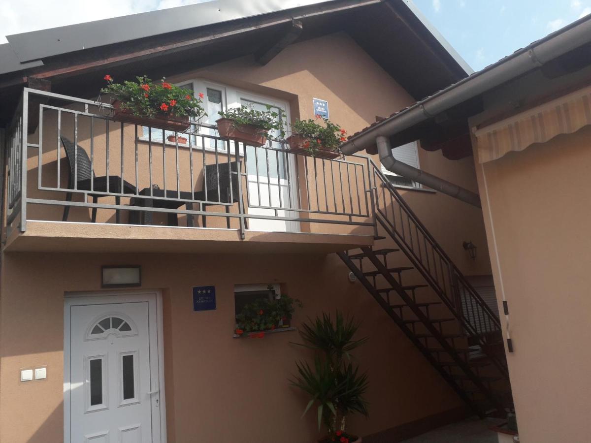 Studio Apartmani "Stimac" Garesnica Екстер'єр фото